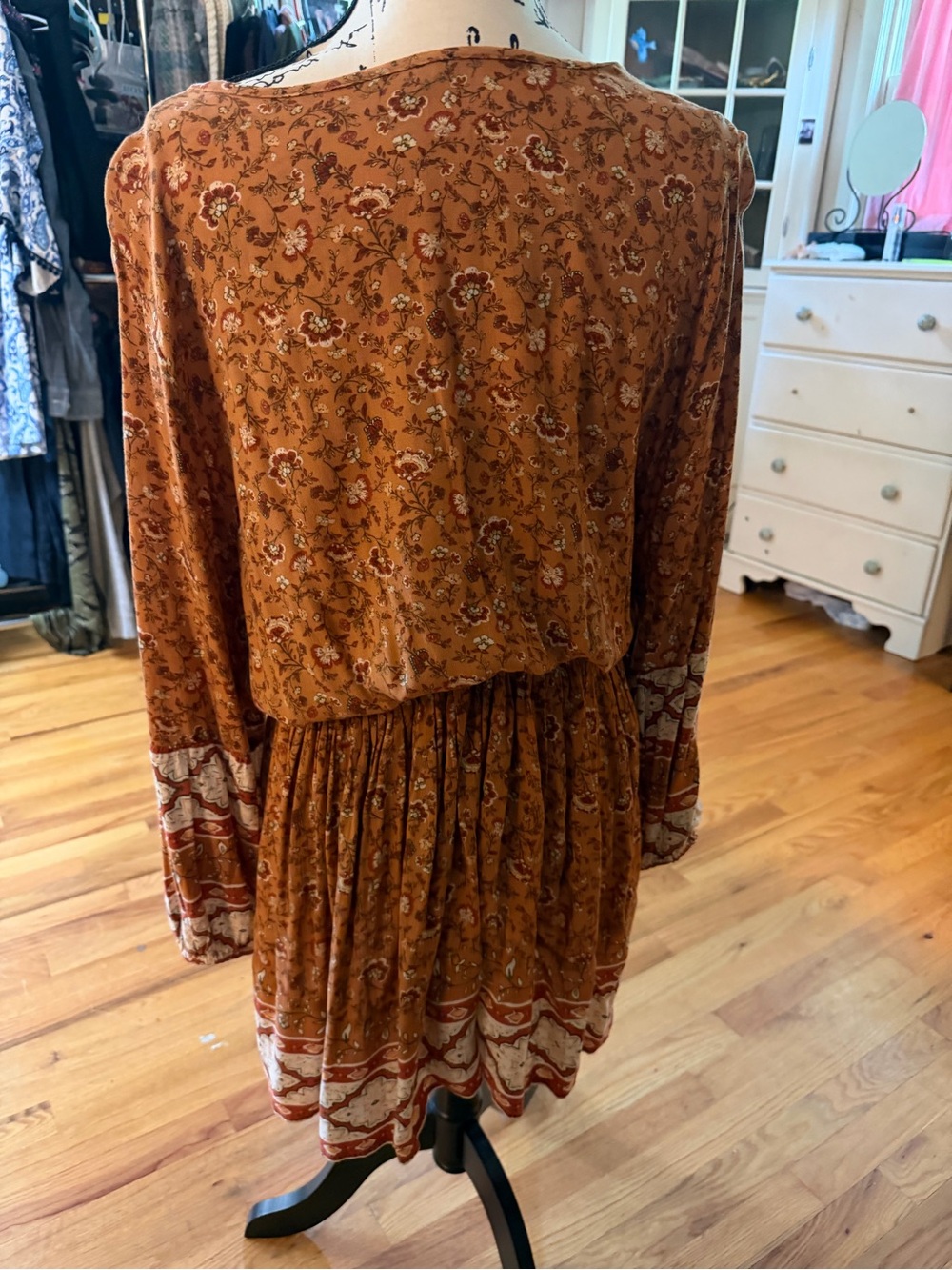 American Eagle Outfitters Rust Floral Long-Sleeve Tiered Dress